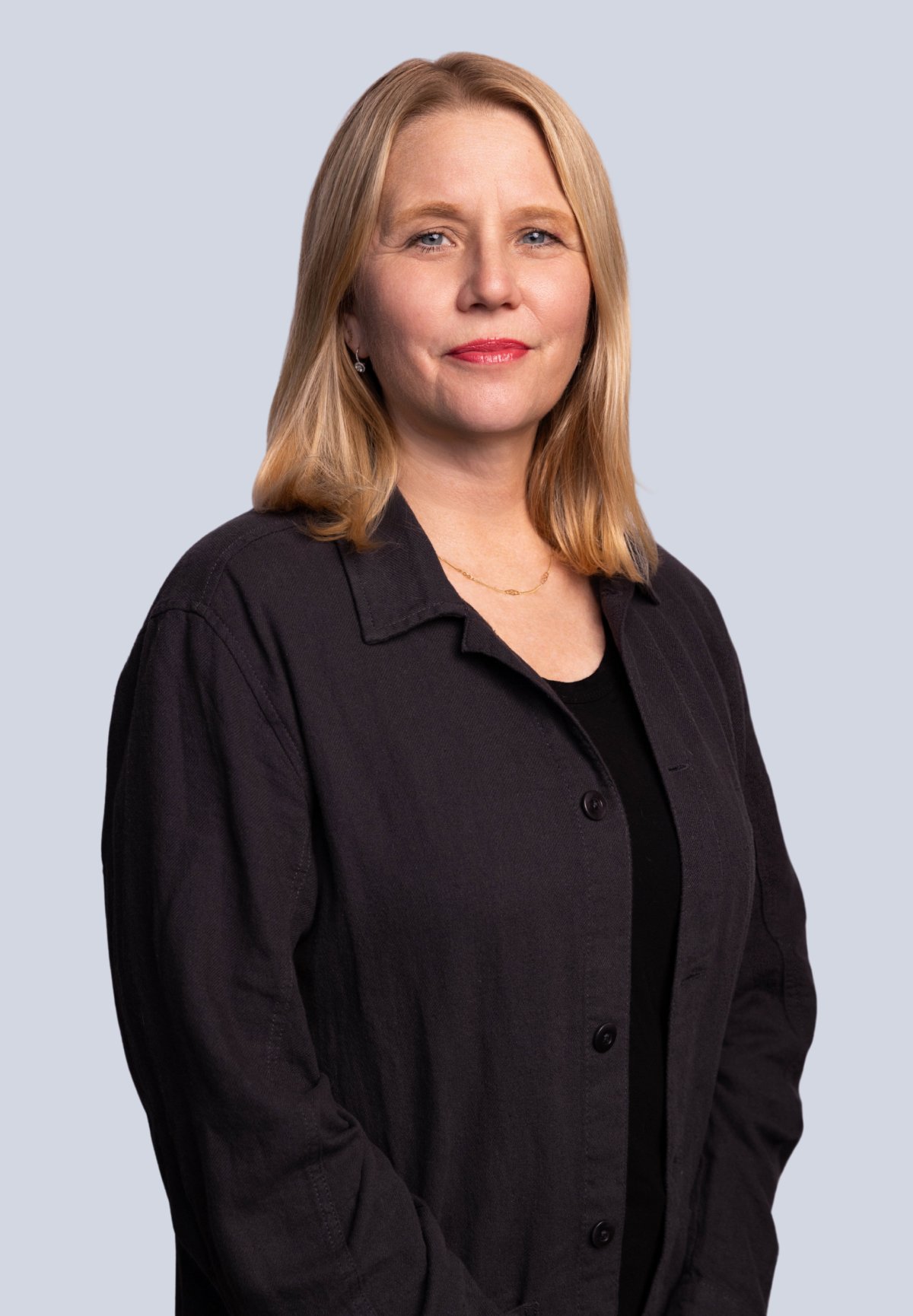 Instructor Sara Hickmann
